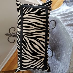Zebra stripe pillow.cream, black.